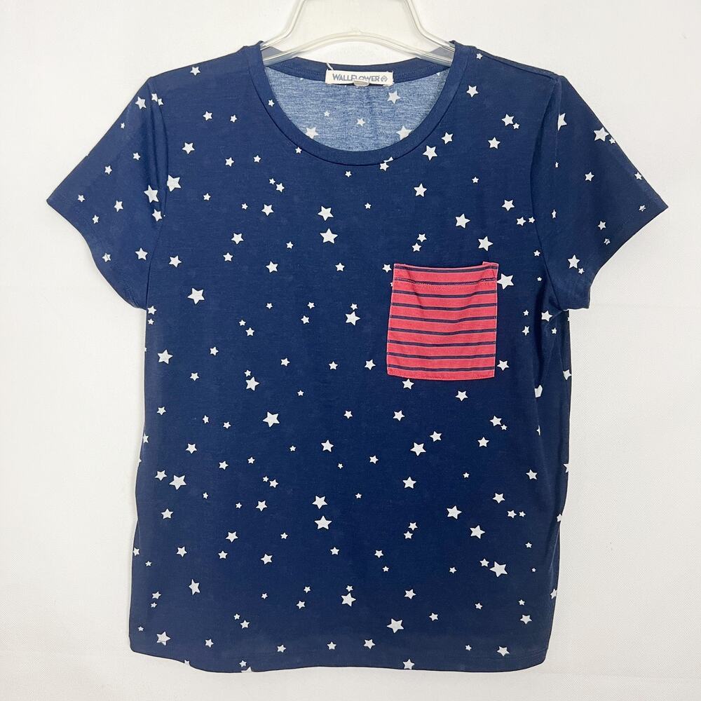 Wallflower Juniors Top Large Star Print 4th of July Patriotic Festival Holiday